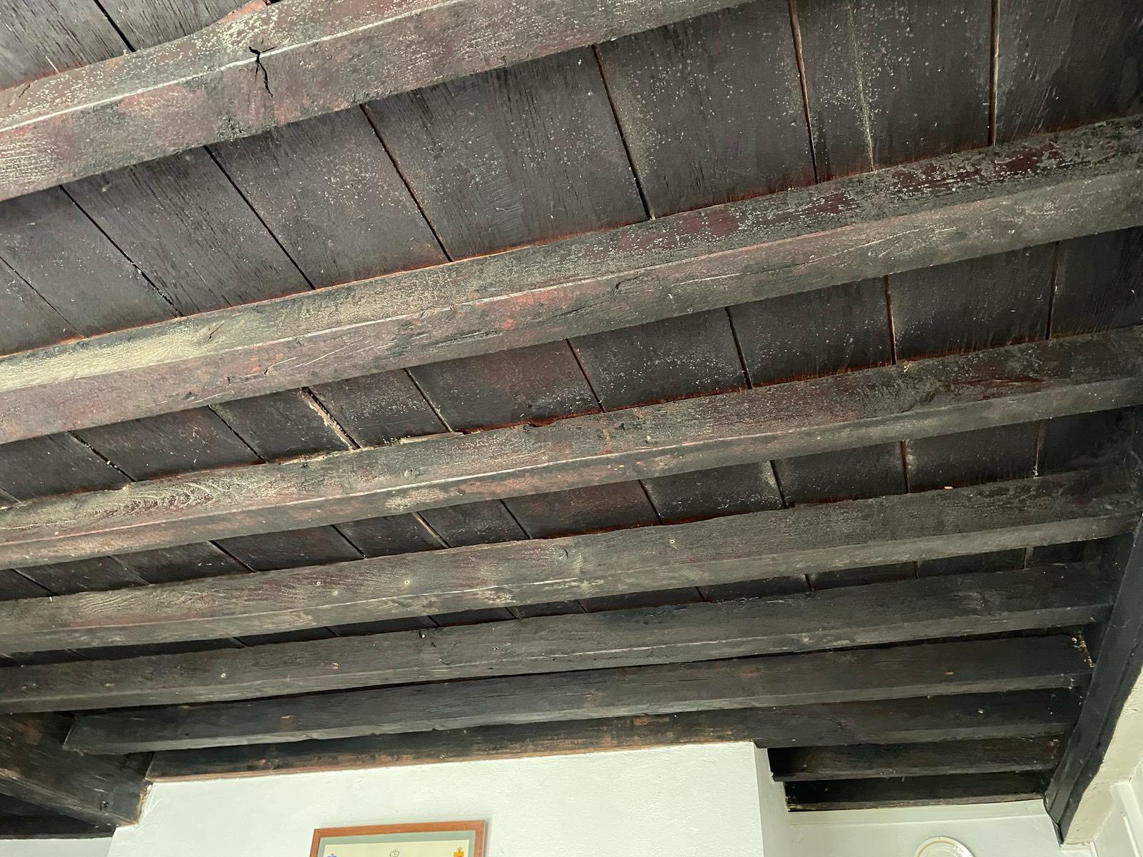 Nettoyage et décapage de bois brut sans altération par Décap’Eco Sud-Ouest Nettoyage et décapage de bois brut sans altération par Décap’Eco Sud-Ouest