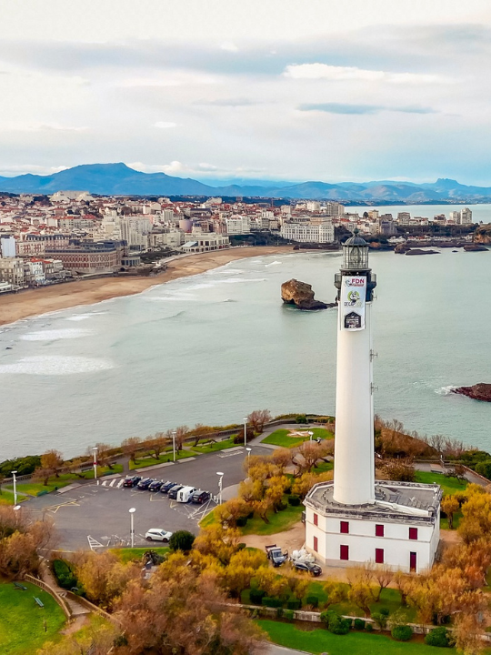 Phare de Biarritz – Chantier de restauration du dôme intérieur 2024 Phare de Biarritz – Chantier de restauration du dôme intérieur 2024