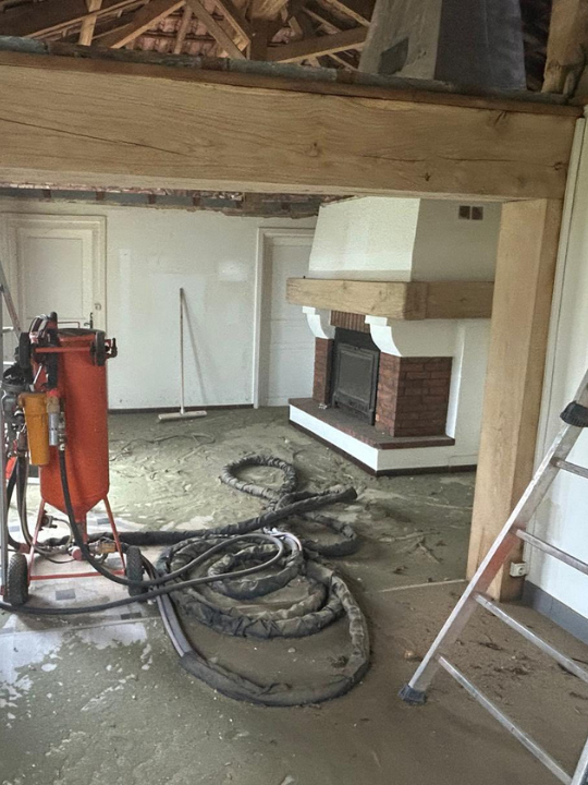 Nettoyage bois dur type chêne avec aérogommage professionnel – Landes - Par les équipes de Décap'Eco Sud Ouest Nettoyage bois dur type chêne avec aérogommage professionnel – Landes - Par les équipes de Décap'Eco Sud Ouest